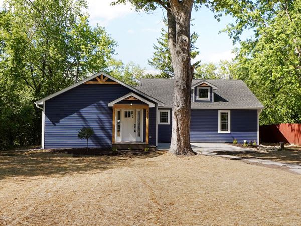 4004 Forest Dr, Delavan, WI 53115