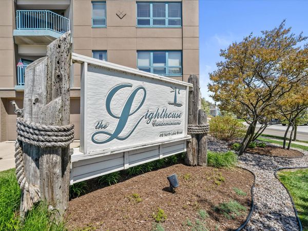 415 N Lake St, Unit 701-702, Port Washington, WI 53074