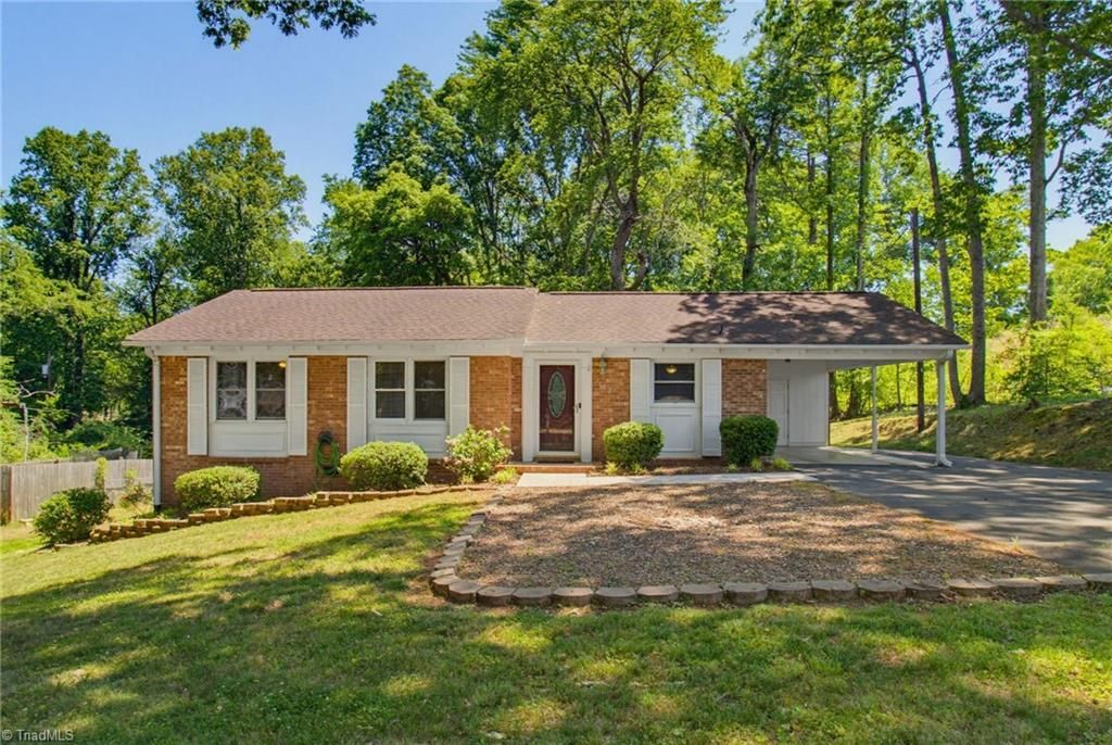 117 Peachtree Lane, King, NC 27021 Main Photo