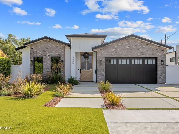5444 Murietta Avenue, Sherman Oaks, CA 91401