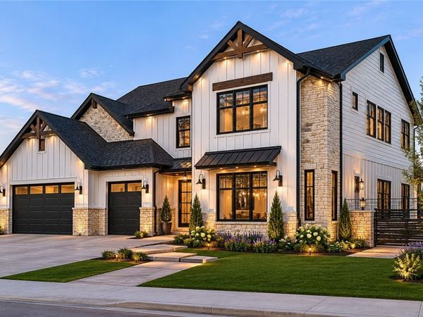 940 Gallatin Street , Bentonville, AR 72712