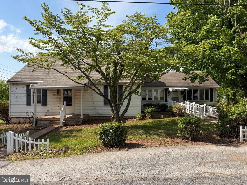 7705 Altland Avenue , Abbottstown, PA 17301 Main Photo