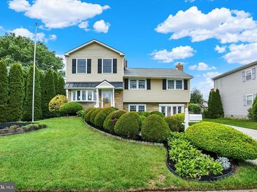 700 TRIMBLE BOULEVARD, BROOKHAVEN, PA 19015