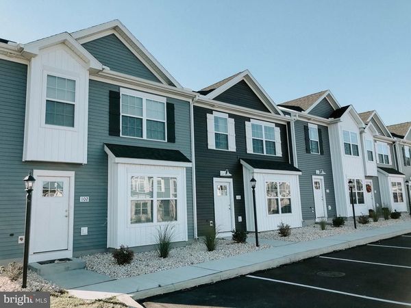 200 BEECHWOOD WAY , HANOVER, PA 17331