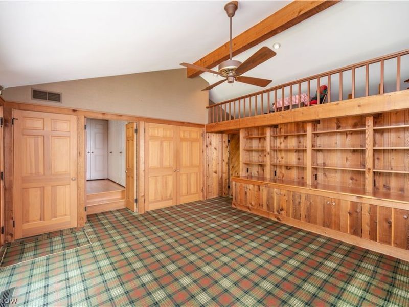 8045 Deerpath Drive, Youngstown, OH 44512 Photo 18