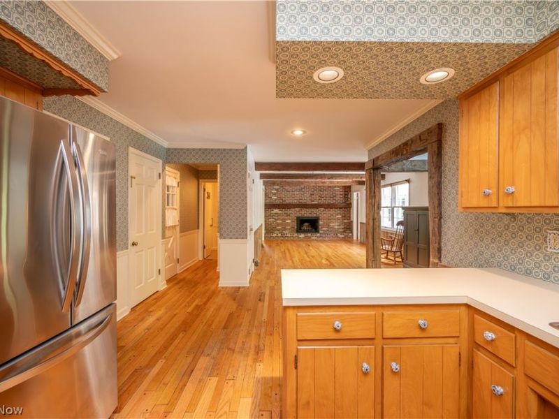 8045 Deerpath Drive, Youngstown, OH 44512 Photo 7