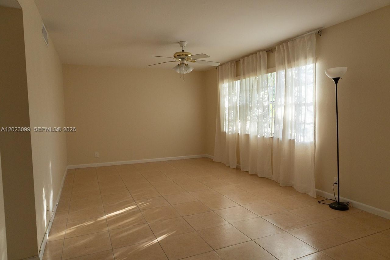 8018 SW 18th Ct , Unit 2-8, Davie, FL 33324 Photo
