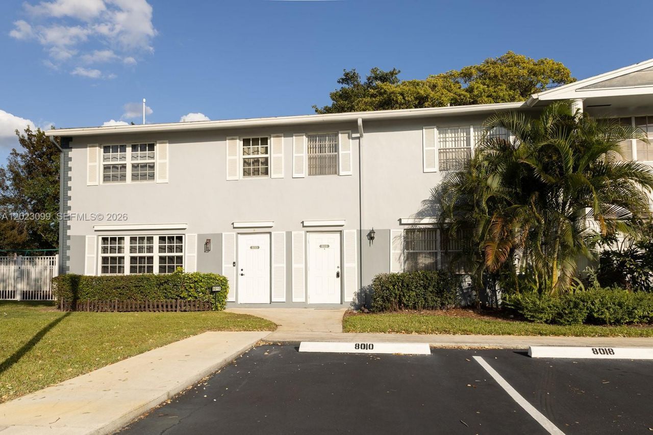 8018 SW 18th Ct , Unit 2-8, Davie, FL 33324 Photo