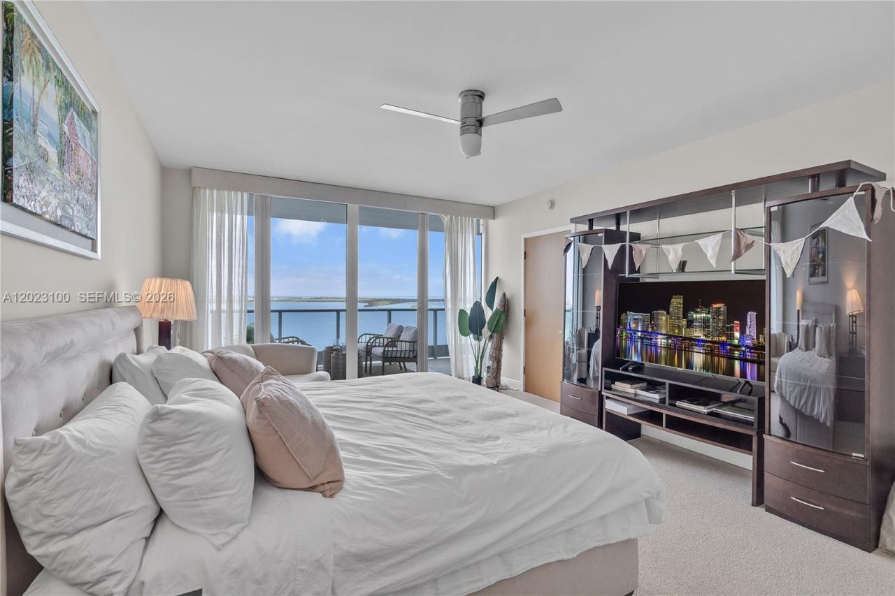 1331 Brickell Bay Dr , Unit 2007, Miami, FL 33131 Photo