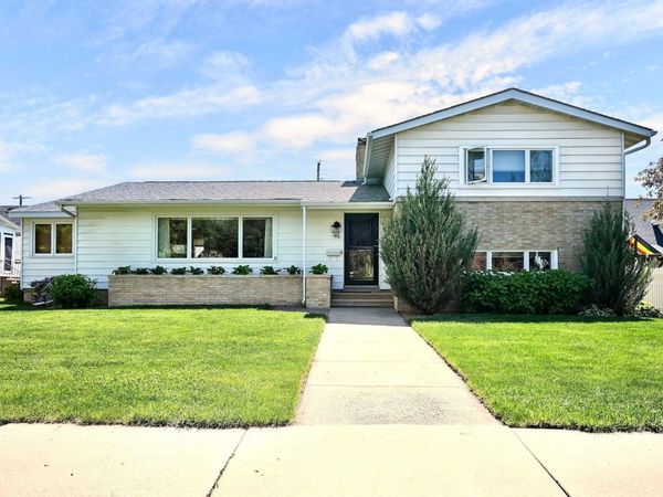 65 E Broadway Street, Winona, MN 55987