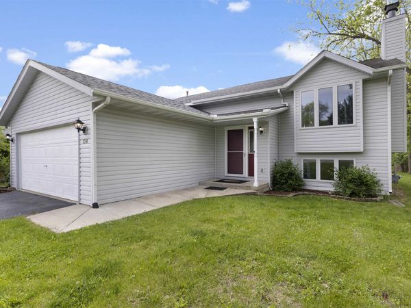 128 SE Brandywine Drive, POPLAR GROVE, IL 61065