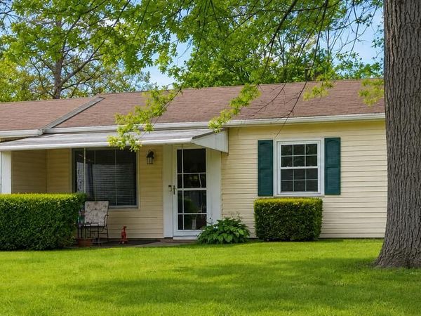 102 Friars Lane, Toledo, OH 43615