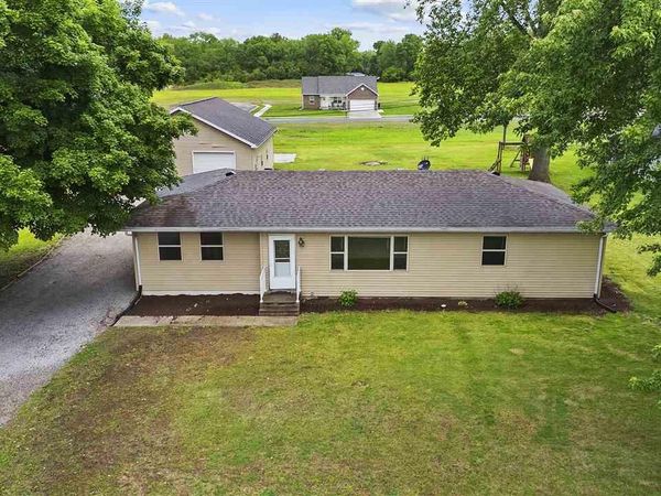 3560 E Carol Avenue, Terre Haute, IN 47805