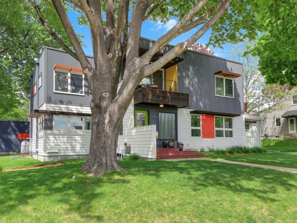 2199 Pinehurst Avenue , Saint Paul, MN 55116