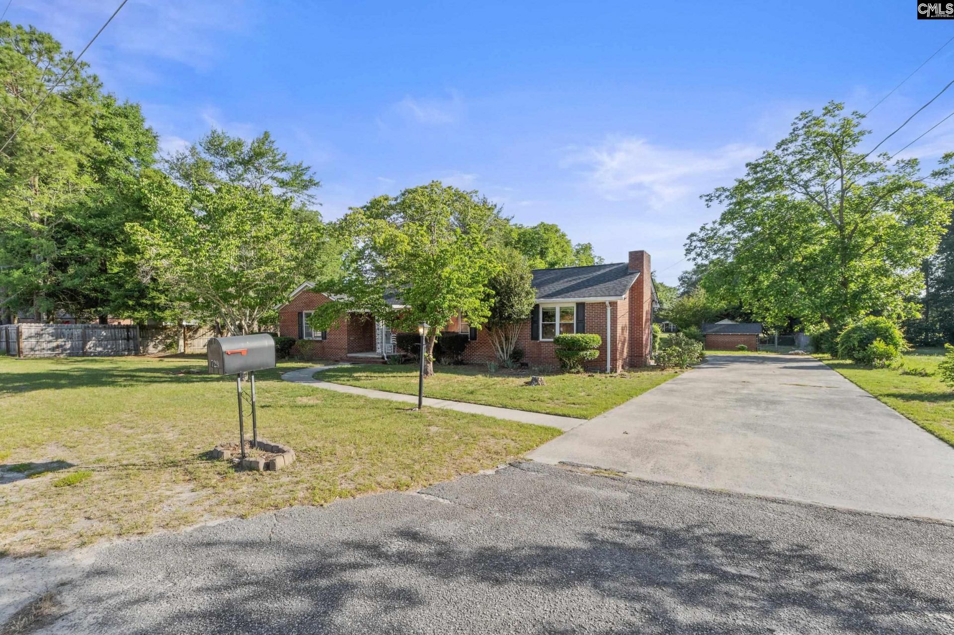 729 Magnolia Street  Photo 25