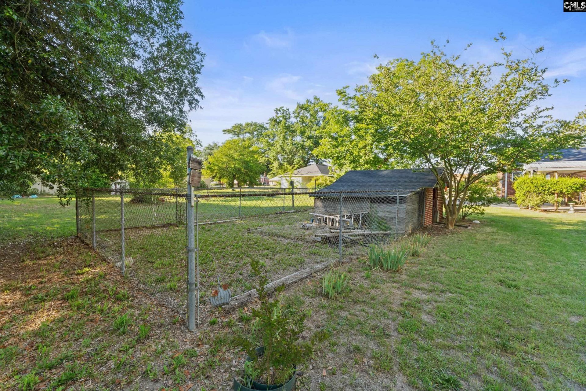 729 Magnolia Street  Photo 29