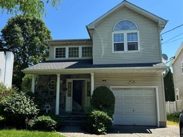 82B Inwood Road , Port Washington, NY 11050