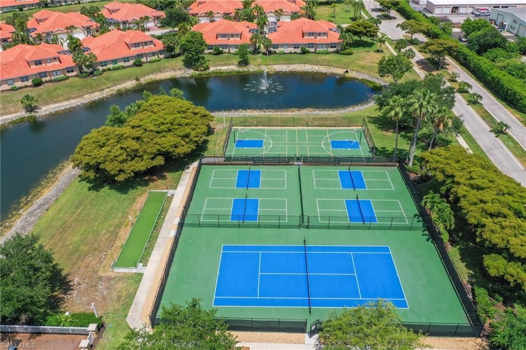 13921 Avon Park Cir, Unit 204, Fort Myers, FL 33912 Photo