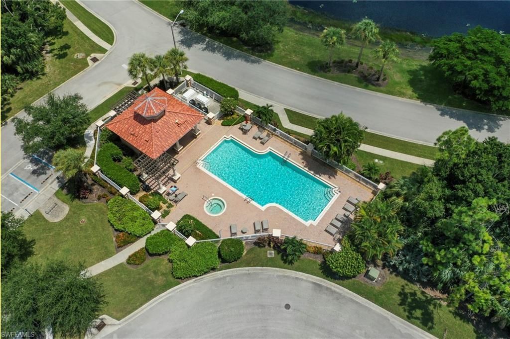 13921 Avon Park Cir, Unit 204, Fort Myers, FL 33912 Photo