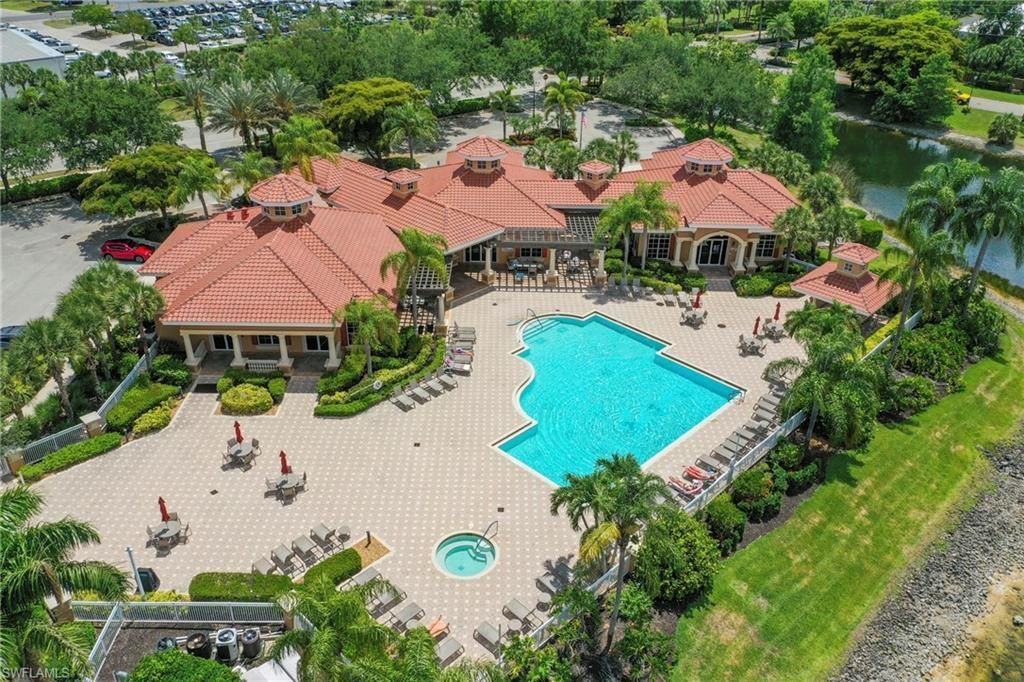 13921 Avon Park Cir, Unit 204, Fort Myers, FL 33912 Photo