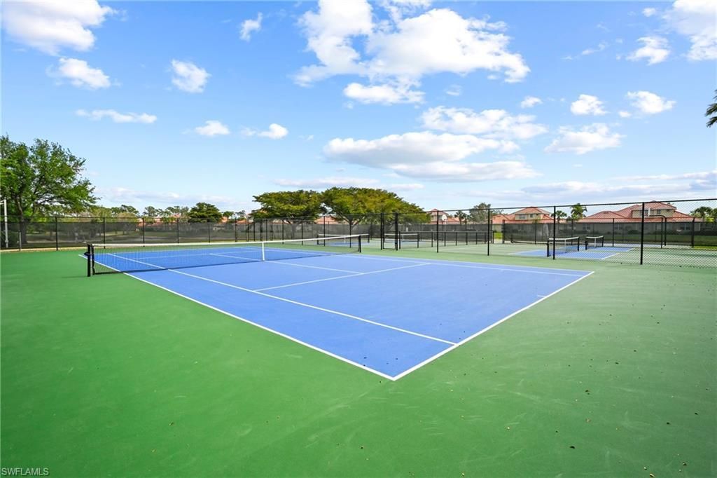 13921 Avon Park Cir, Unit 204, Fort Myers, FL 33912 Photo