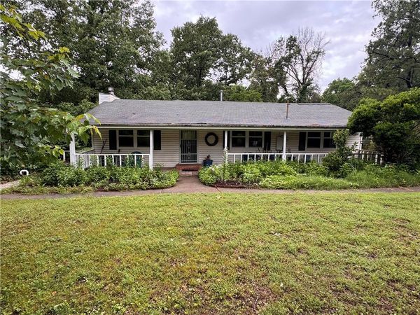 8551 Athens Lane , Fayetteville, AR 72704