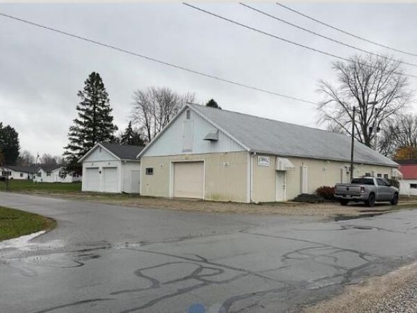 1 N Fourth Street , Prospect, OH 43342