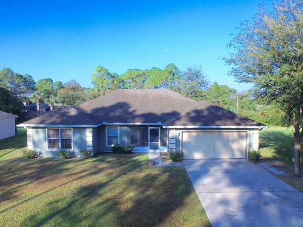 466 Avila Avenue NE , Palm Bay, FL 32907