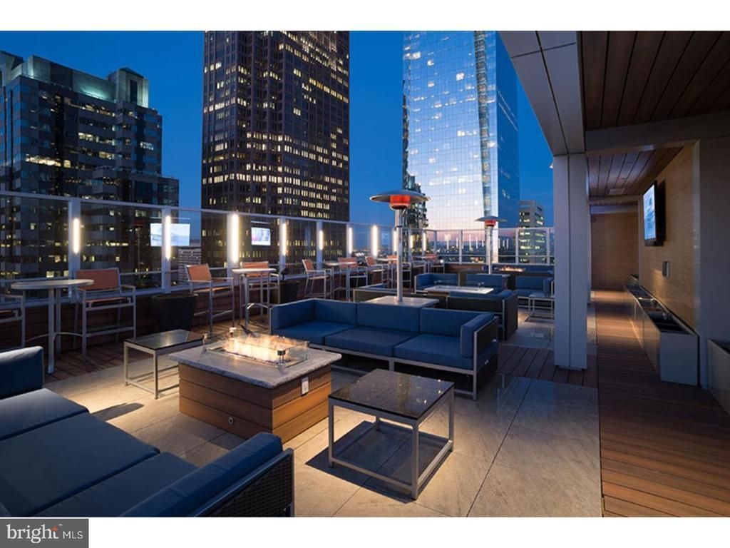 1815 John F Kennedy Boulevard, Unit 2101, Philadelphia, PA 19103 Main Photo