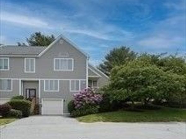65 Bayberry Ln, Unit 65, Dartmouth, MA 02747