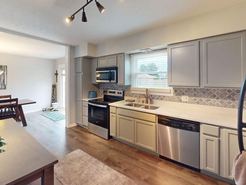 509 Guernsey Drive, Fremont, OH 43420 Photo 7