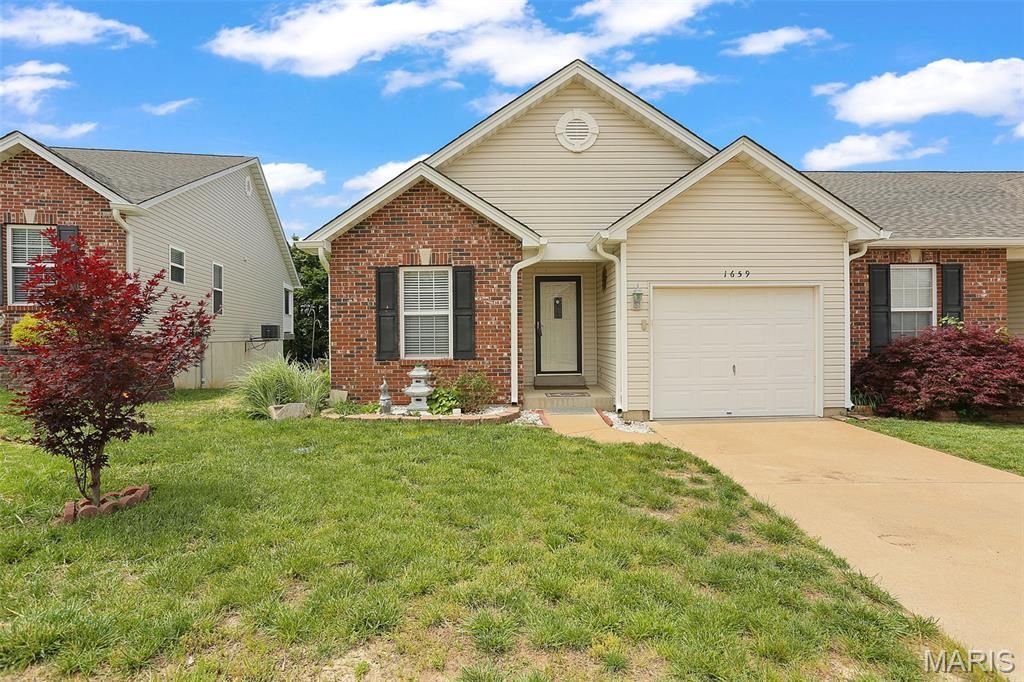 1659 Vine School Road , Herculaneum, MO 63048 Main Photo