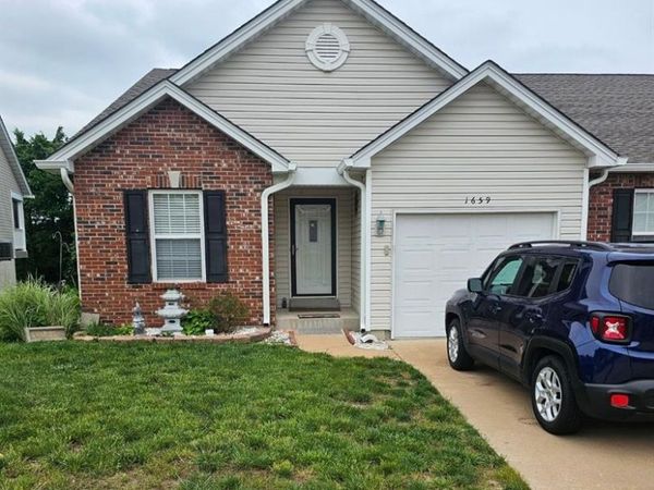 1659 Vine School Road , Herculaneum, MO 63048