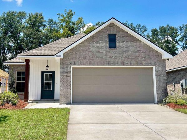 13049 Ducks Landing St, Gonzales, LA 70737