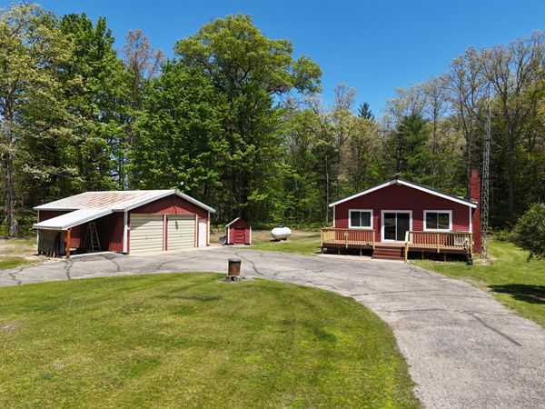 663 Seaman Road, Wellston, MI 49689