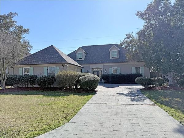 195 STONEHAVEN Drive , Belle Chasse, LA 70037