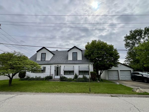 9615 Nottingham Avenue , Oak Lawn, IL 60453