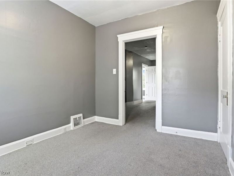 13913 Chapelside Avenue, Cleveland, OH 44120 Photo 17