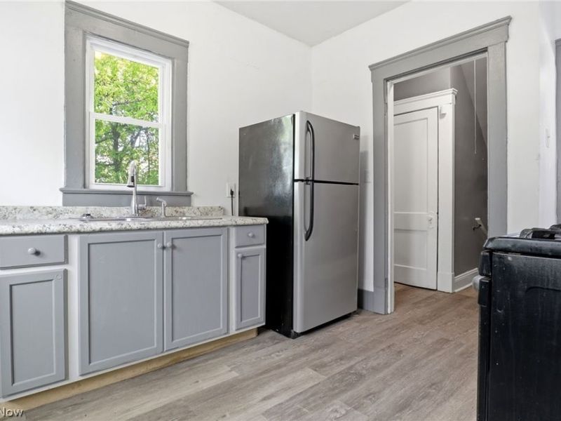 13913 Chapelside Avenue, Cleveland, OH 44120 Photo 7