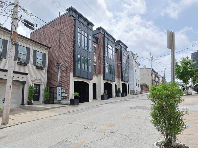 1130 Carney Street, Cincinnati, OH 45202 Photo 1