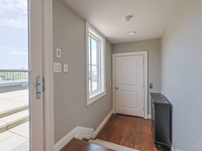 1130 Carney Street, Cincinnati, OH 45202 Photo 25