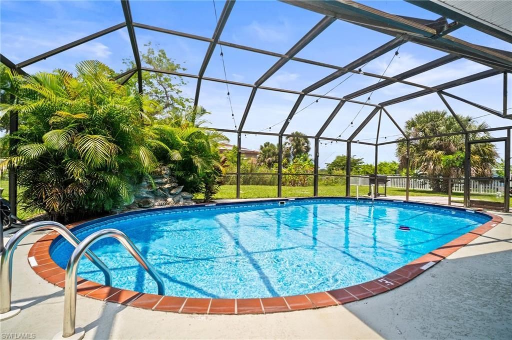 2001 Bahama Ave, Fort Myers, FL 33905 Photo