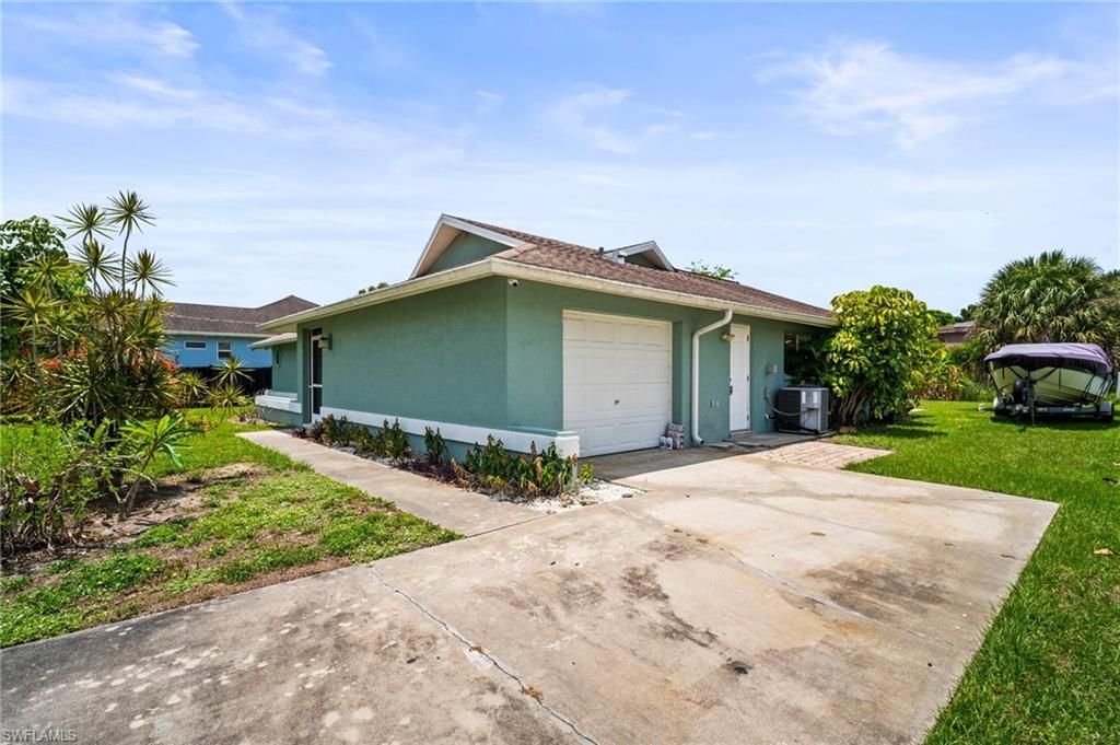 2001 Bahama Ave, Fort Myers, FL 33905 Photo