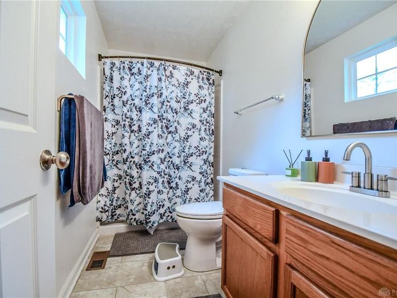 5027 Katherine Court, Riverside, OH 45424 Photo 23