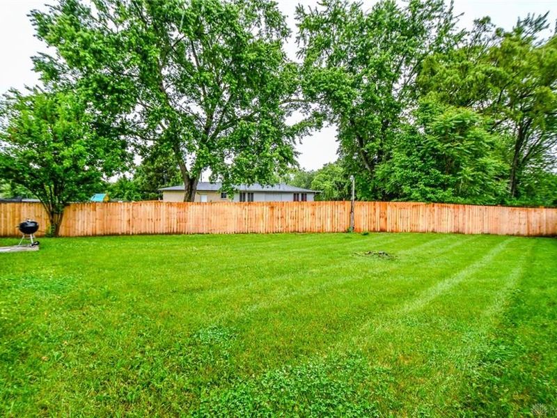 5027 Katherine Court, Riverside, OH 45424 Photo 31