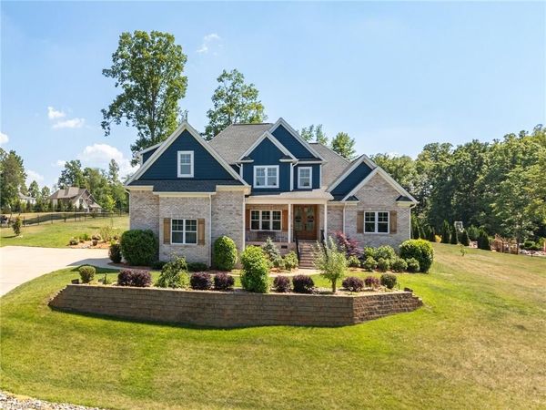 8407 Poplar Bluff Drive , Stokesdale, NC 27357
