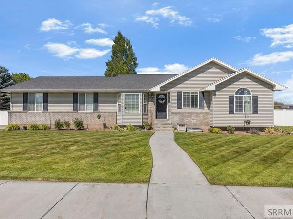 3840 Summerwood Lane, AMMON, ID 83406
