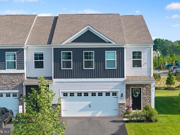 10 ROBERTA WAY, MEDFORD, NJ 08055