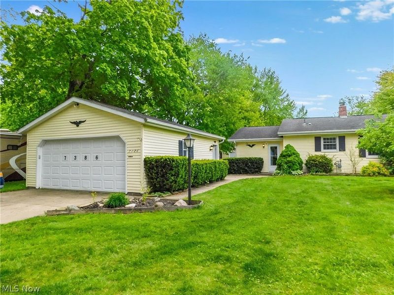 7386 Lake Road, Madison, OH 44057 Photo 3
