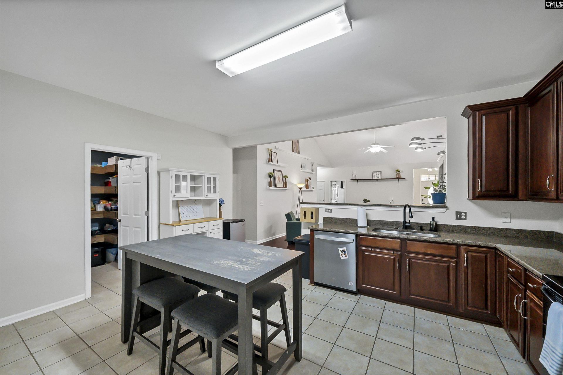 215 Ashburton Lane Photo 14